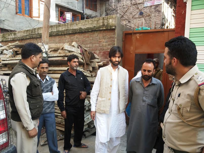 Police arrests Malik ahead of his protest prog